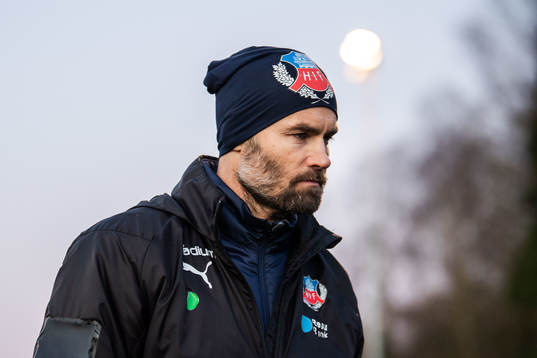 Helsingborgs tränare Olof Mellberg deppar