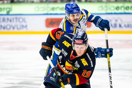 Djurgårdens Kalle Östman och Leksands Thomas Valkvae Olsen