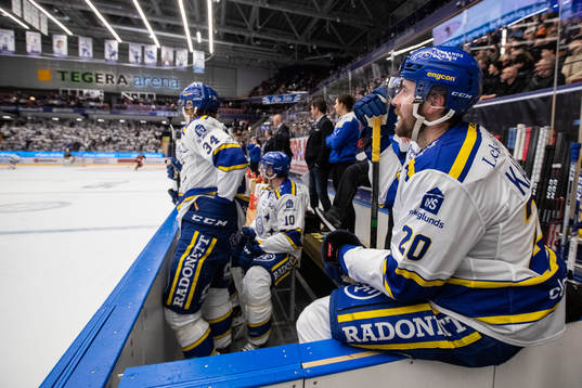Leksands Mattias Karlsson deppar i båset