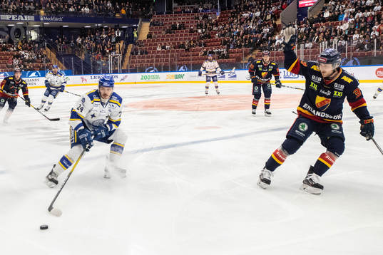 Leksands Thomas Valkvae Olsen och Djurgårdens Linus