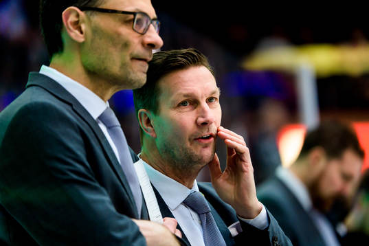 Färjestads assisterande tränare Peter Popovic och