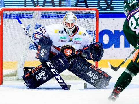 Växjös målvakt Viktor Andrén