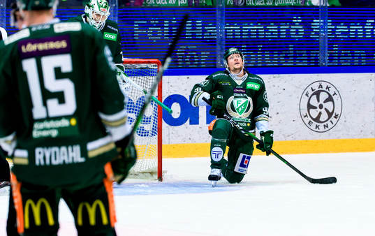 Färjestads Jesper Olofsson deppar