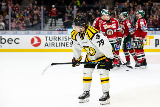 Brynäs Daniel Mannberg deppar