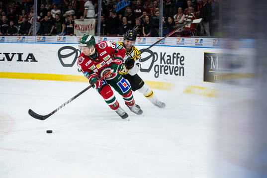 Frölundas Ryan Lasch och Brynäs Jonathan Sigalet