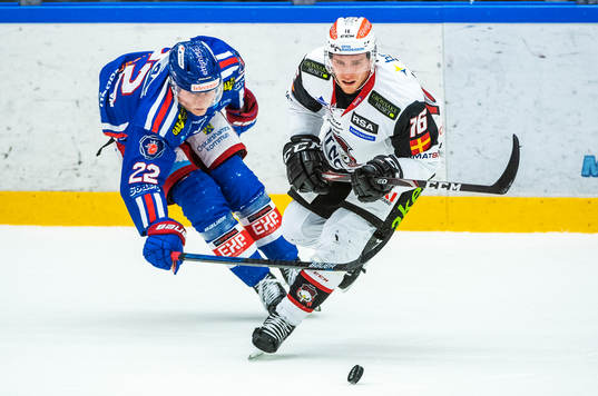 Oskarshamns John Dahlström och Malmö Redhawks Matias