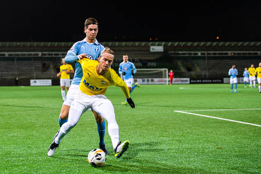 Malmö FFs Adi Nalic och IFK Malmös Philip Persson Lundgren