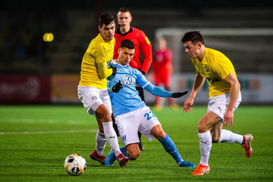 Malmö FFs Marcus Antonsson i en kamp mot IFK Malmös Adi