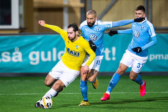 IFK Malmös Sandro Nalic  i en kamp mot Malmö FFs