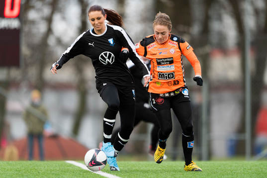 Malmö FFs Malin Gunnarsson och Kristianstads Sif Atladottir