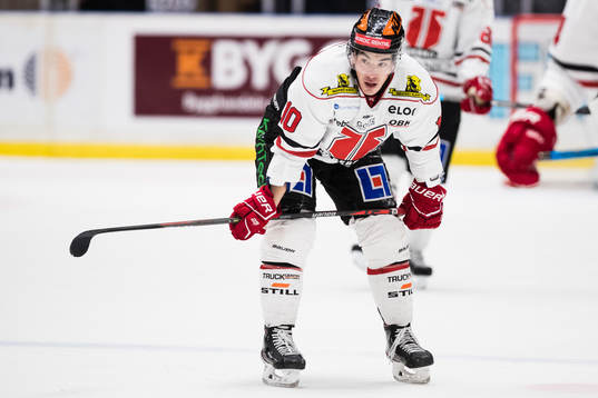 Örebros Shane Harper deppar