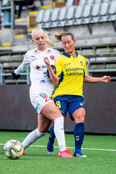 Rosengårds Sofie Svava mot Brøndbys spelare