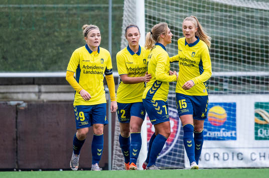 Bröndbys spelare jublar