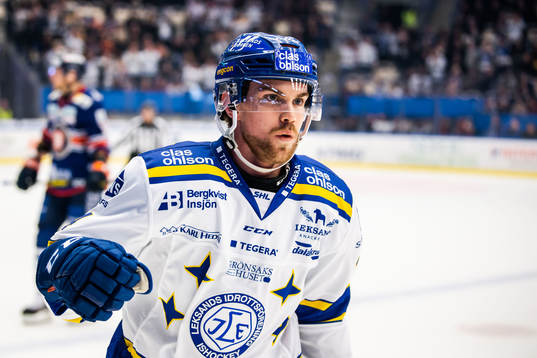 Leksands Oskar Lang jublar