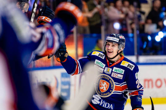 Växjös Pontus Holmberg jublar