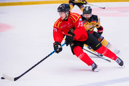 Brynäs Daniel Mannberg och Luleås Jack Connolly