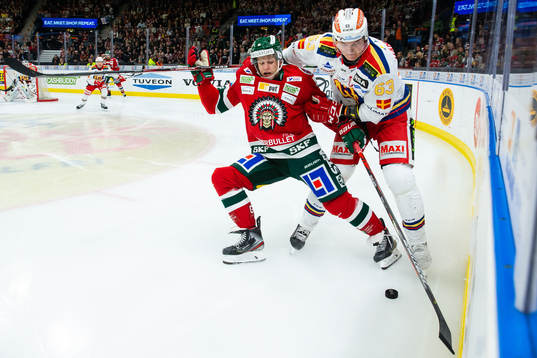 Frölundas Max Friberg och Malmö Redhawks Fredrik
