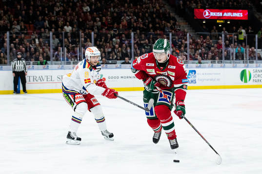 Malmö Redhawks Johan Olofsson och Frölundas Jacob Moverare