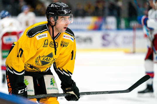 Skellefteås Joakim Lindström värmer upp i Kågedalens