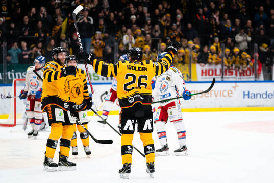 Skellefteås Patrik Norén jublar eter 3-1