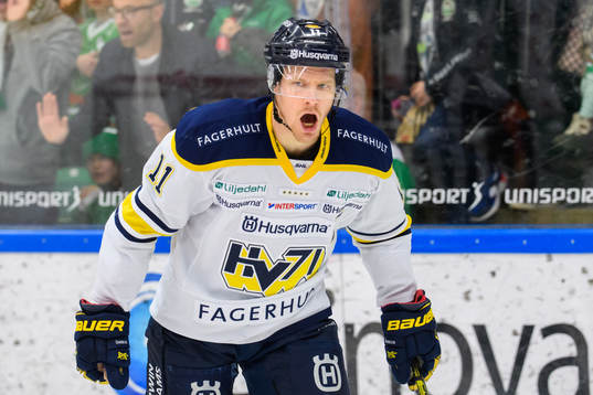 s Simon Önerud jublar