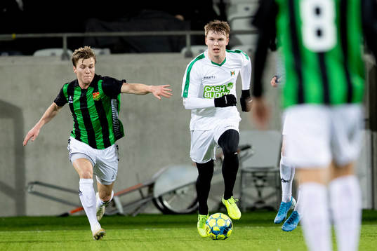 Varbergs Anton Liljenbäck mot GAIS Anton Snibb