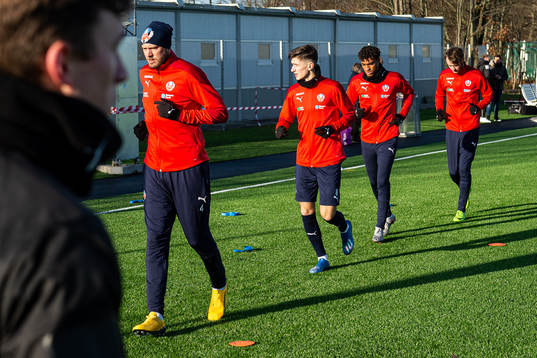 Helsingborgs Andreas Granqvist, Armin Gigovic, Joseph