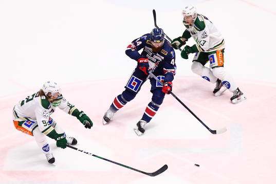 Linköpings Jonas Junland, Färjestads Jesper Olofsson och