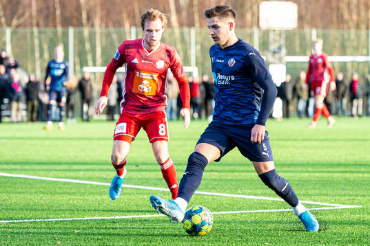 Helsingborgs Brandur Hendriksson och Lyngbys Gustav