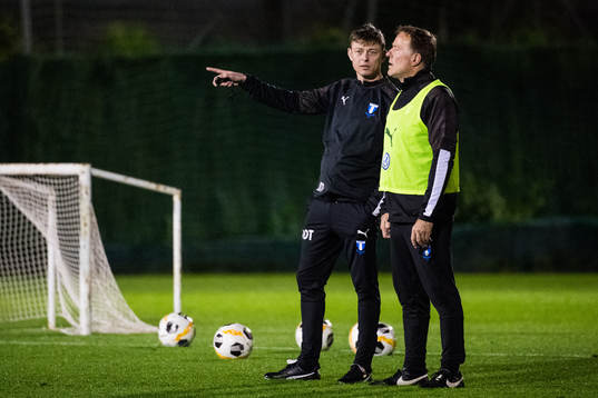 Malmö FFs tränare Jon Dahl Tomasson och assisterande
