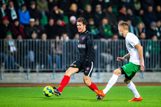 Midtjyllands Alexander Scholz och Hammarbys Aron Johannsson