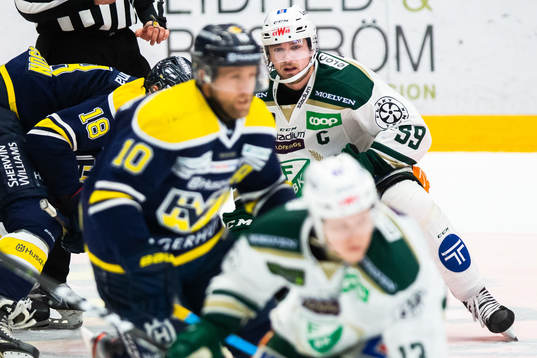 Färjestads Linus Johansson deppar