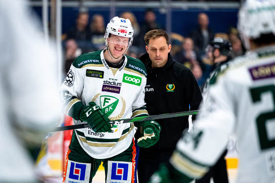 Färjestads Gustav Rydahl har ont