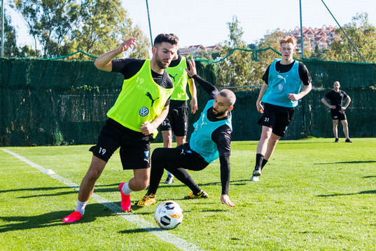 Erdal Rakip bevara Guillermo Molins