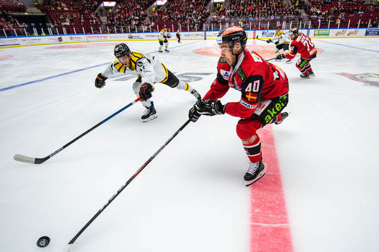 Brynäs Josef Ingman och Malmö Redhawks Jesper Jensen