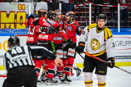 Malmö Redhawks Lars Bryggman jublar