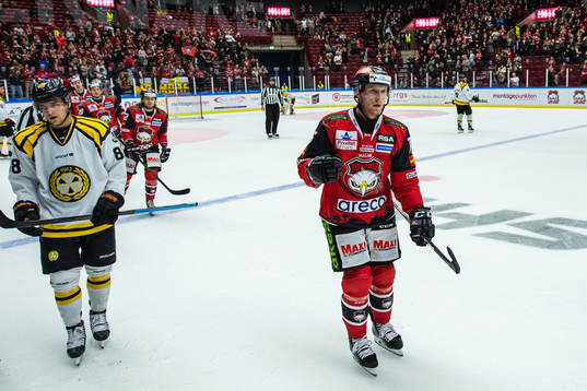 Brynäs Jaedon Descheneau deppar samtidigt somMalmö