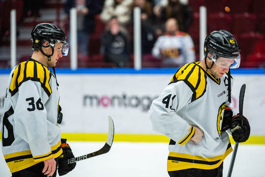 Brynäs Linus Ölund och Greg Scott deppar