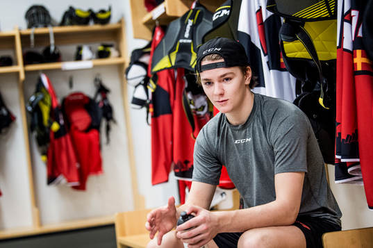 Ishockeyspelaren Helge Grans