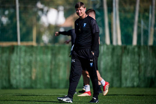 Tränare Jon Dahl Tomasson