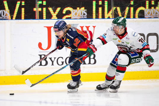 Djurgårdens Manuel Ågren och Frölundas Nicklas Lasu
