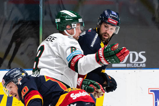 Frölundas Viktor Ekbom och Djurgårdens Dick Axelsson