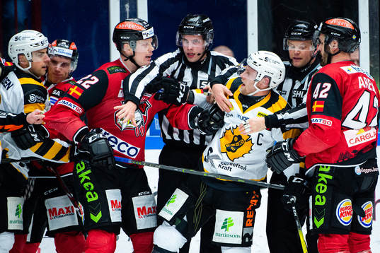 Skellefteås Oscar Möller och Malmö Redhawks Lars Bryggman