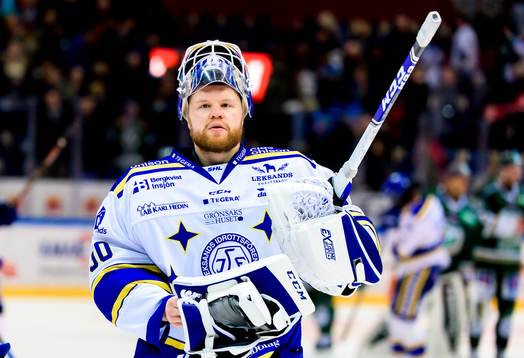 Leksands målvakt Janne Juvonen deppar