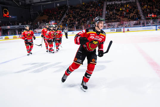Luleås Nils Lundkvist jublar