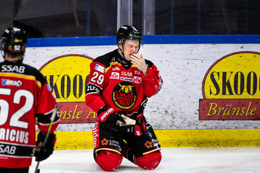 Luleås Erik Gustafsson har ont
