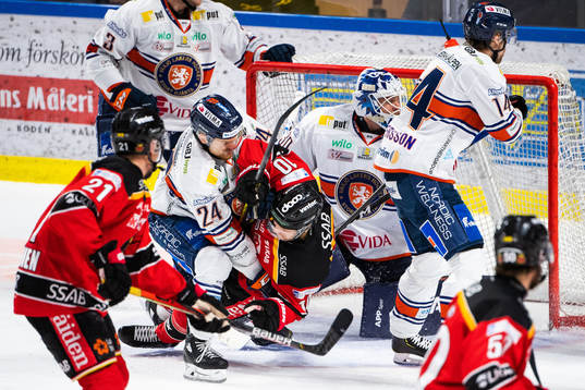 Växjös Brendan Shinnimin och Luleås Einar Emanuelsson