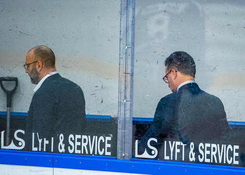 Oskarshamns tränare Håkan Åhlund och  assisterande