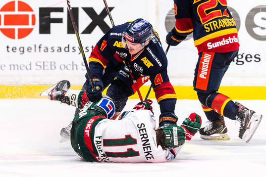 Djurgårdens Marcus Högström och Frölundas Samuel Fagemo