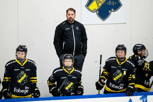 s tränare Jared Cipparone